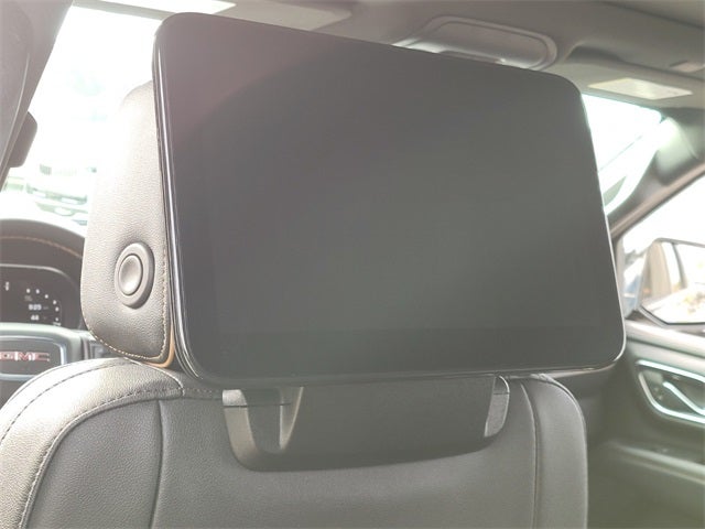 2024 GMC Yukon XL AT4