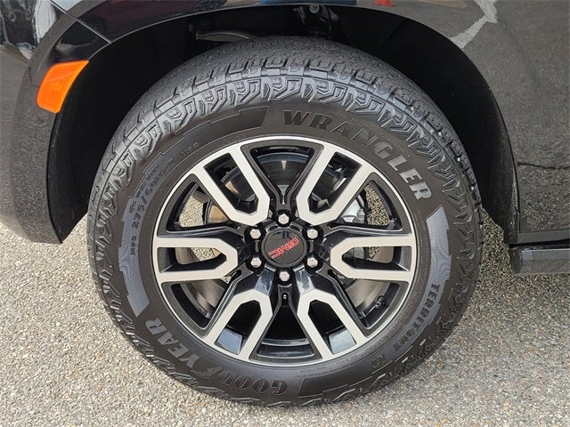 2024 GMC Yukon XL AT4