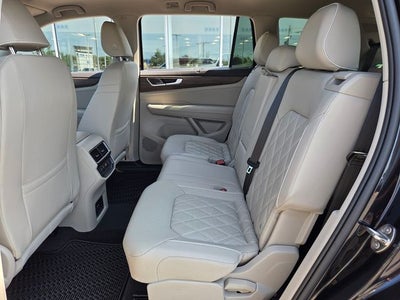 2024 Volkswagen Atlas 2.0T SEL Premium R-Line