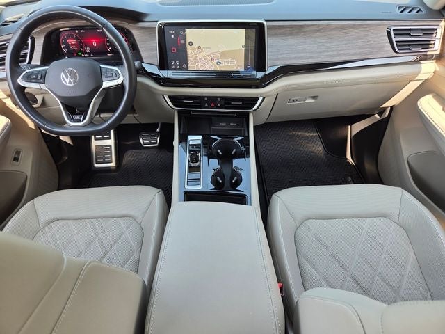 2024 Volkswagen Atlas 2.0T SEL Premium R-Line