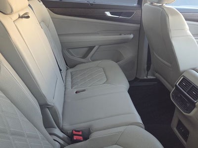 2024 Volkswagen Atlas 2.0T SEL Premium R-Line