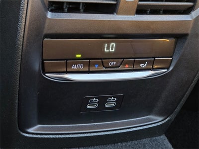 2025 BMW 3 Series 330i