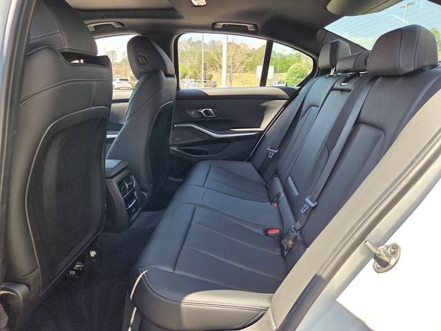 2025 BMW 3 Series 330i