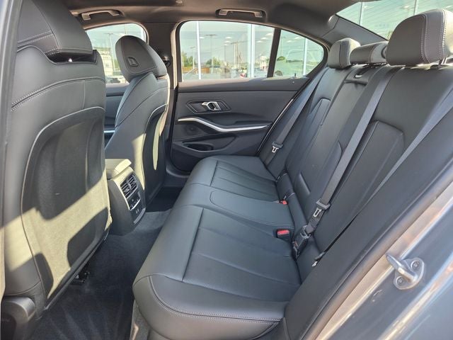 2025 BMW 3 Series 330i