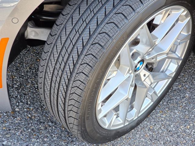 2025 BMW 3 Series 330i
