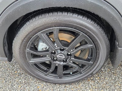 2022 Nissan Kicks SR