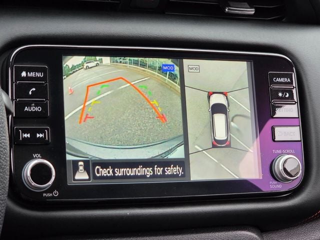 2022 Nissan Kicks SR
