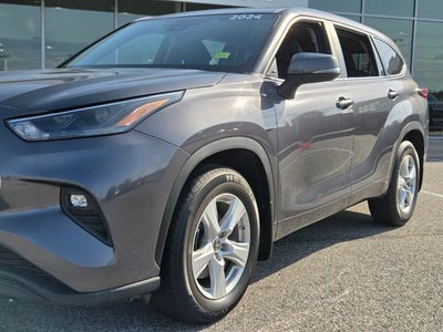 2024 Toyota Highlander LE