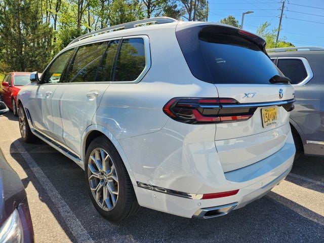 2025 BMW X7 xDrive40i