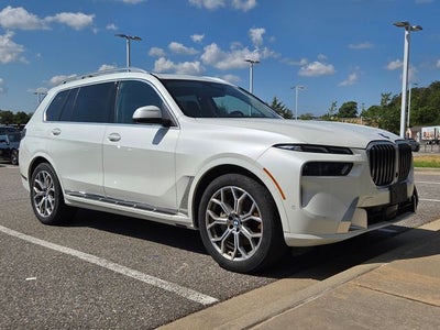 2025 BMW X7 xDrive40i