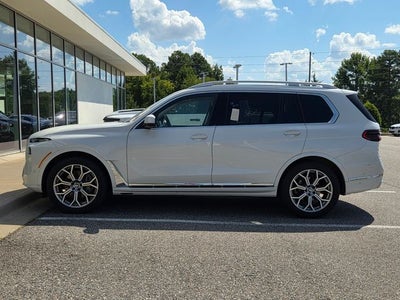 2025 BMW X7 xDrive40i