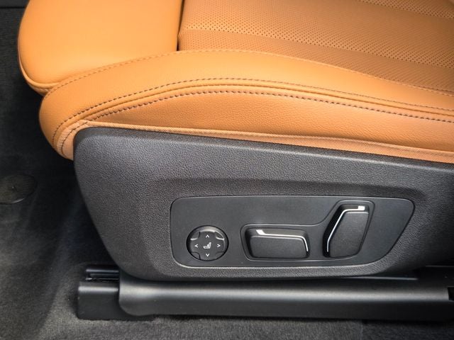 2025 BMW X4 xDrive30i
