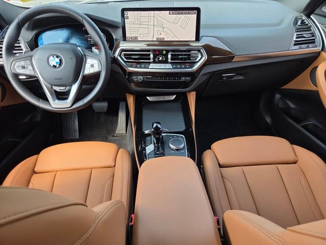 2025 BMW X4 xDrive30i
