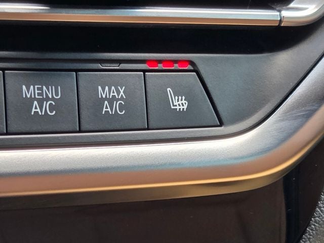 2025 BMW X4 xDrive30i
