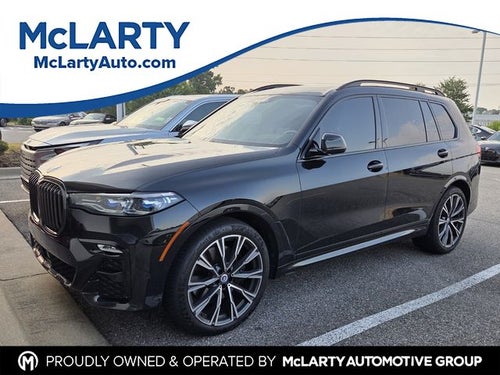 2022 BMW X7 M50i