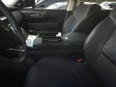 2025 INFINITI QX80 LUXE