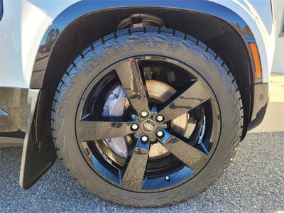 2023 Land Rover Defender 130 X-Dynamic SE