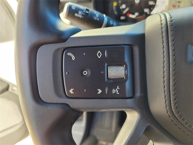 2023 Land Rover Defender 130 X-Dynamic SE