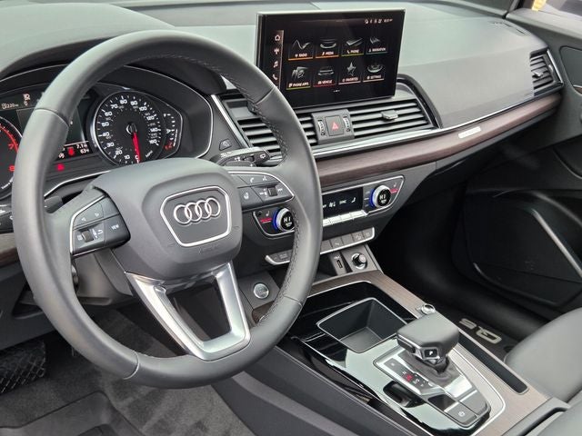 2022 Audi Q5 45 S line Premium quattro