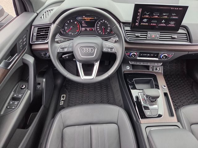 2022 Audi Q5 45 S line Premium quattro