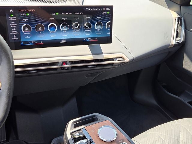2023 BMW iX xDrive50