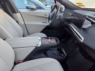 2024 BMW iX xDrive50