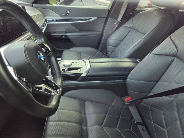 2023 BMW 7 Series 760i xDrive
