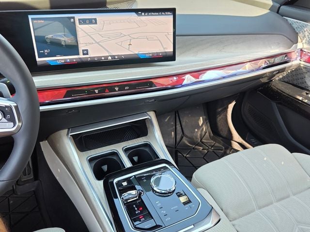 2025 BMW 7 Series 760i xDrive