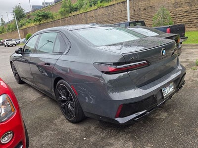 2025 BMW 7 Series 760i xDrive