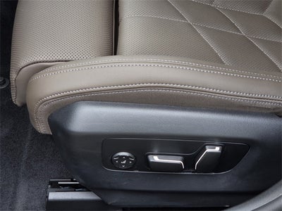 2025 BMW 5 Series 530i