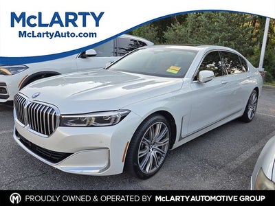 2022 BMW 7 Series 740i
