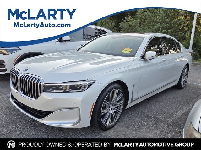 2022 BMW 7 Series 740i