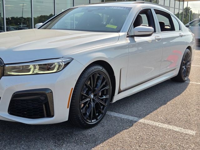 2022 BMW 7 Series 740i