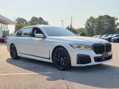 2022 BMW 7 Series 740i