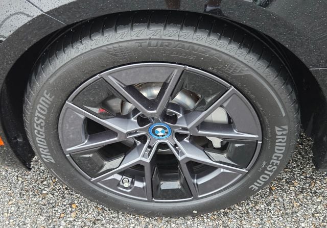 2023 BMW i4 eDrive40