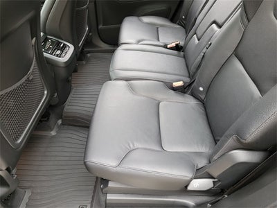 2021 Volvo XC90 T6 Momentum