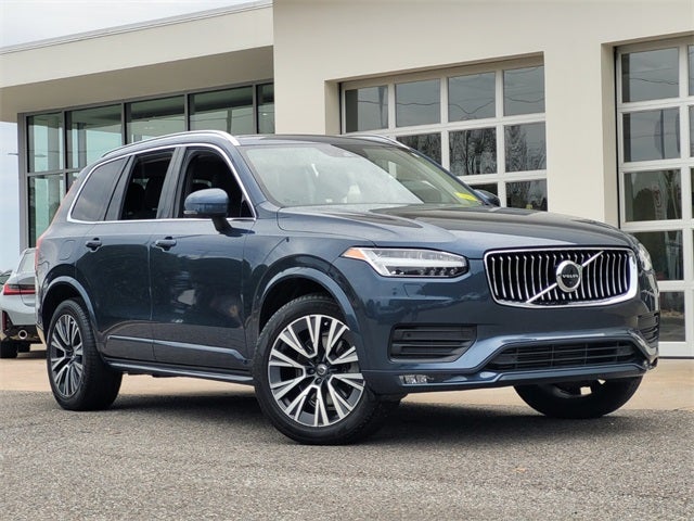 2021 Volvo XC90 T6 Momentum