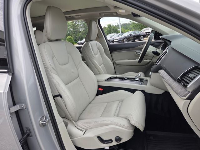2023 Volvo XC90 Recharge Plug-In Hybrid Ultimate Ultimate