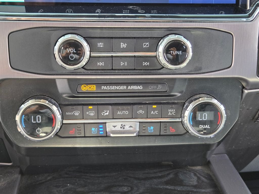 2022 Ford F-450SD Limited DRW
