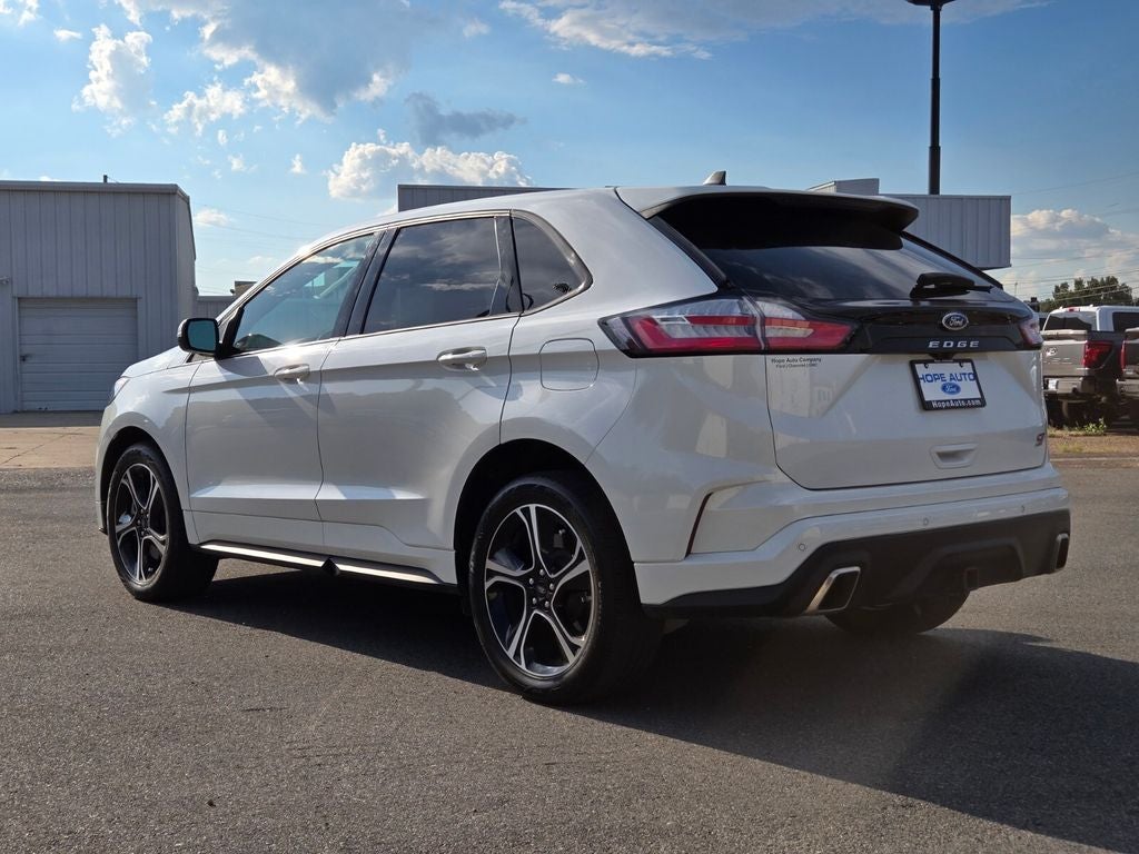 2023 Ford Edge ST