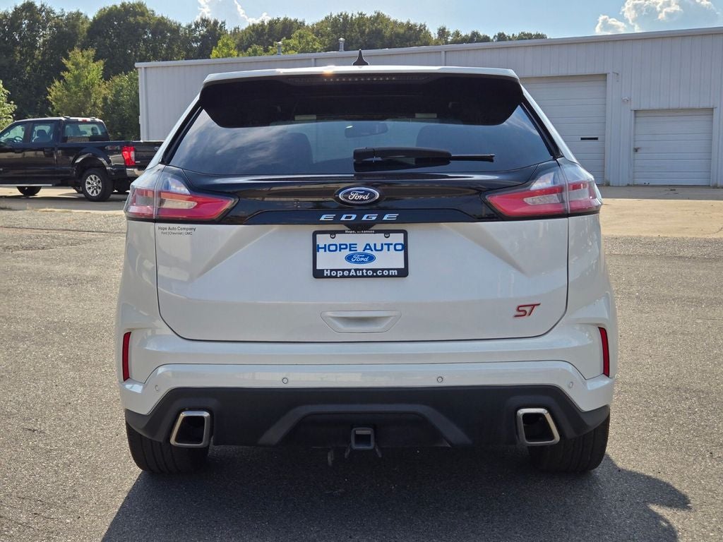 2023 Ford Edge ST