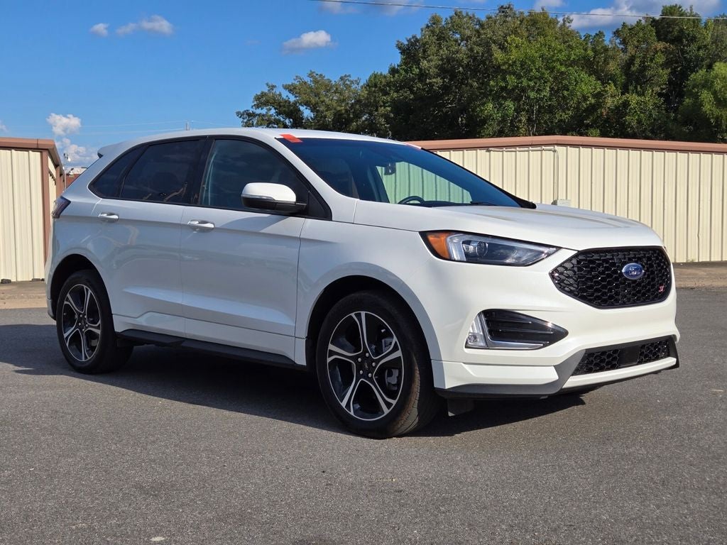 2023 Ford Edge ST