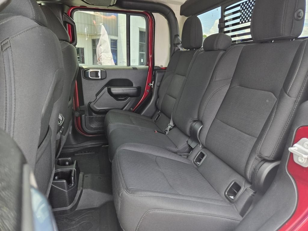2021 Jeep Gladiator Willys