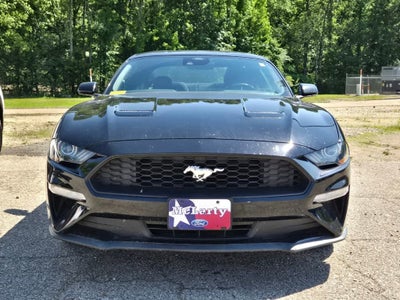 2022 Ford Mustang EcoBoost