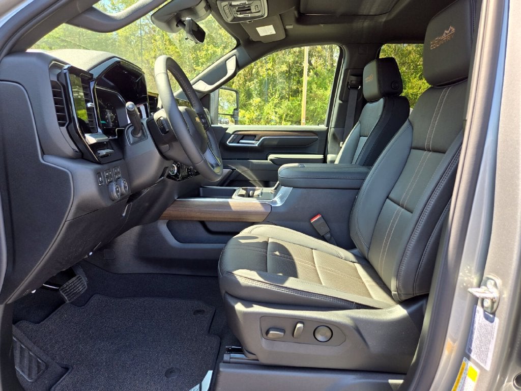 2026 Chevrolet Silverado 3500 HD High Country DRW