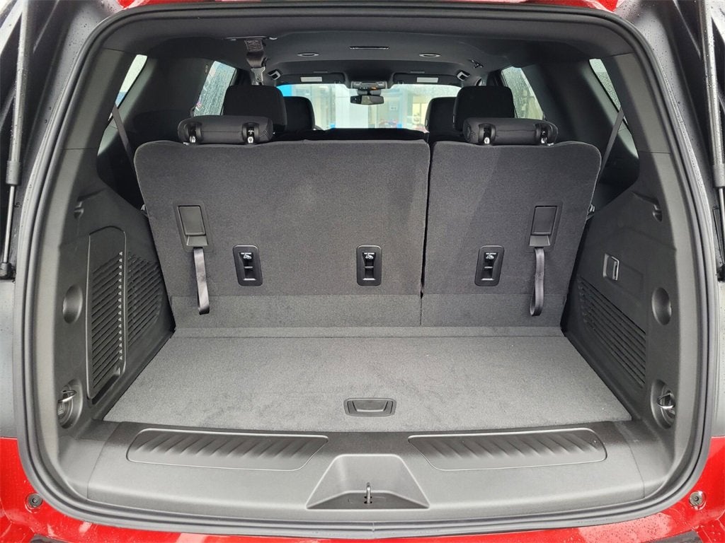 2025 Chevrolet Tahoe LS