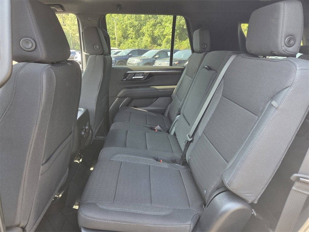 2025 Chevrolet Tahoe LS