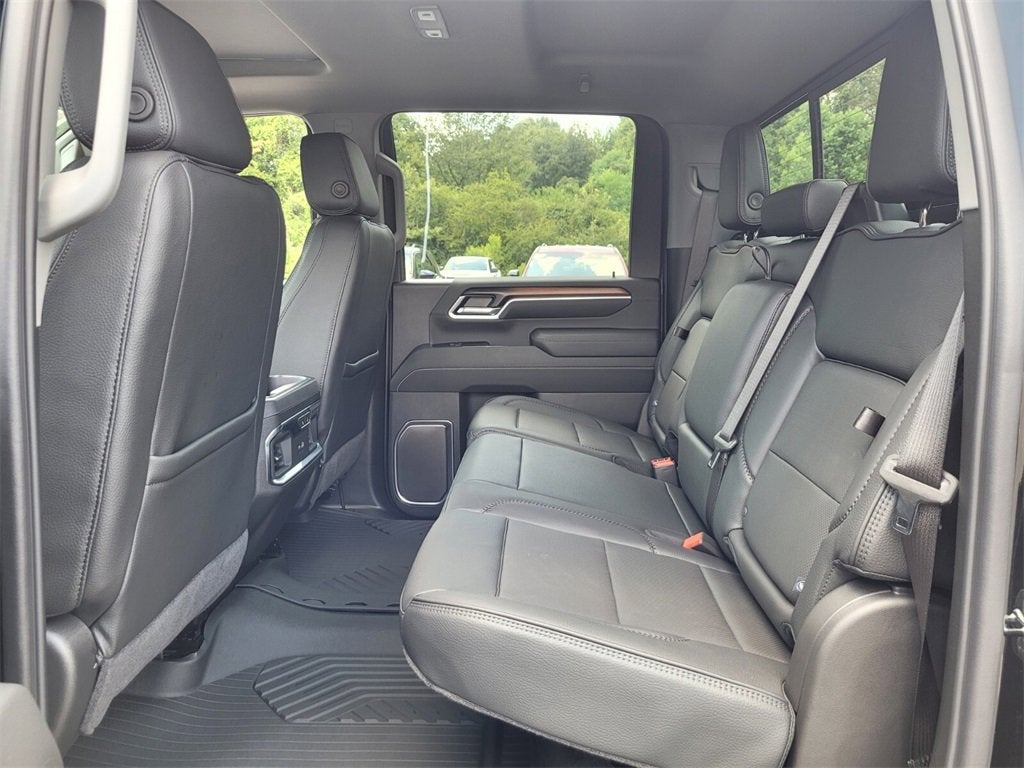 2025 GMC Sierra 2500 HD Denali