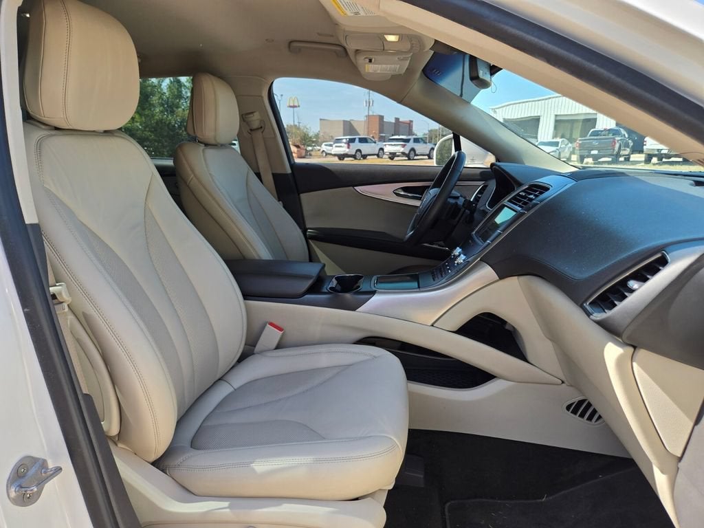 2020 Lincoln Nautilus Standard