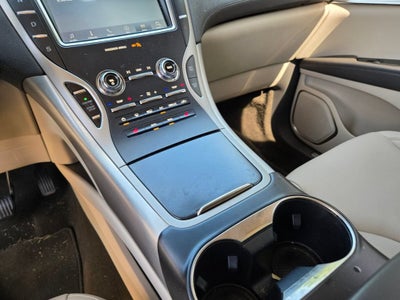 2020 Lincoln Nautilus Standard